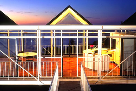 Steel Frame Structure Glass Beach House Design Inspiration - Interior glass beach house design interior decorating