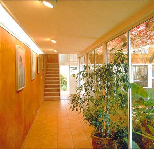 Decorating Townhouse