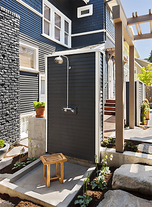 Modern Courtyard Decorating Home Exterior Design Ideas - Outdoor Shower courtyard decorating home outdoor shower design