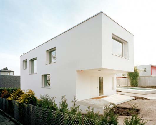 Modern White Home Art Decorating Exterior Design Ideas modern white home decorating exterior plan