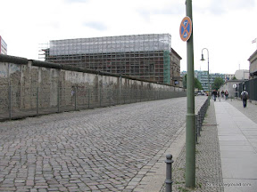 Berlin Wall.JPG