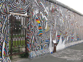 East Side Gallery - Berlin-8.JPG