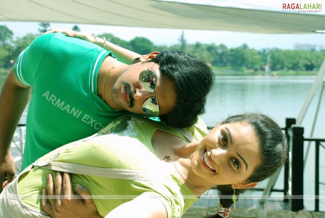 Great pictures of masala actress<br />
