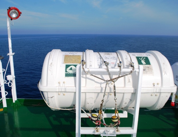 [Ferry0408.jpg]