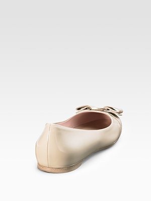 SALVATORE FERRAGAMO - Varina Patent Ballet Flats - 356
