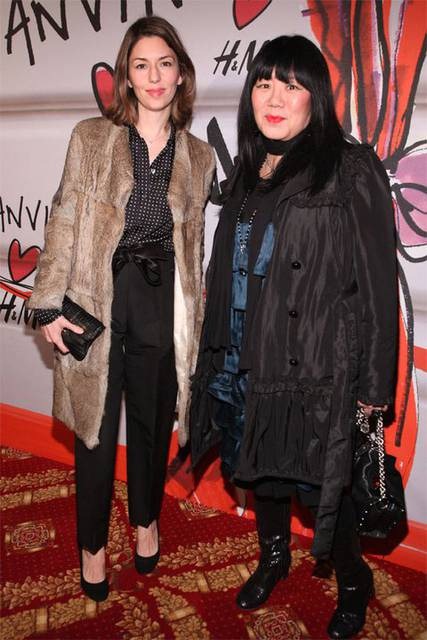 [sofia-coppola-e-anna-sui[4].jpg]