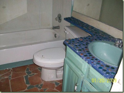 bathroom bathroom