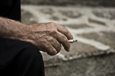 [hand_sigarett[5].jpg]