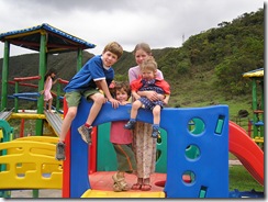 Crianças no playground