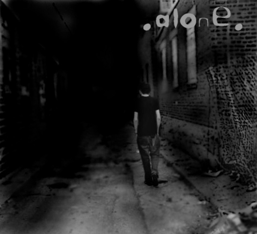 [alone025[5].jpg]