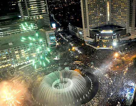 http://lh5.ggpht.com/_93v5_PAhw3I/SWigPhficqI/AAAAAAAAAWY/kZZSl28A5ZU/s800/jakarta.jpg