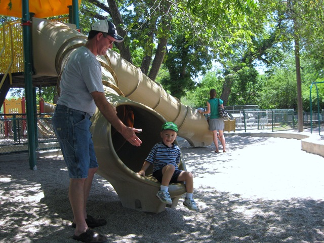 [June-July  11th 2009 043[2].jpg]
