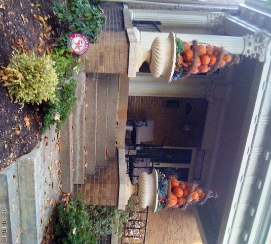 [Autumn porch[12].jpg]