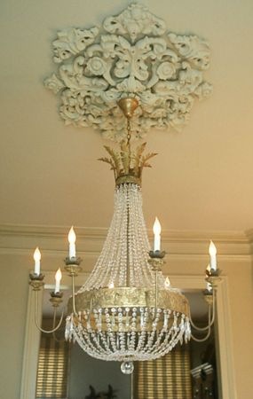 [julie neill- juliette chandelier with ornate medallion[6].jpg]