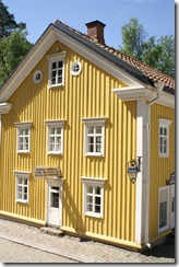 småland gult hus
