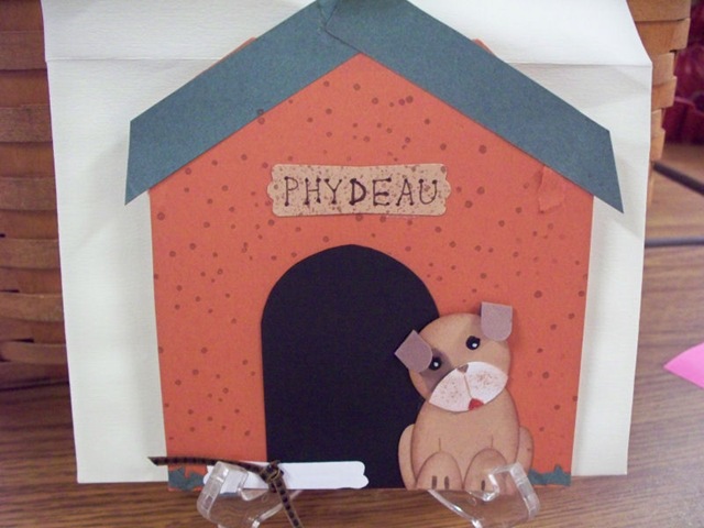 [Pam's doghouse[2].jpg]