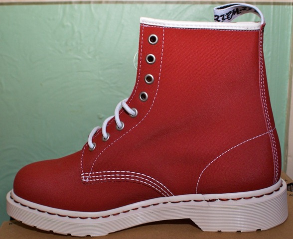 [DM red 127[2].jpg]