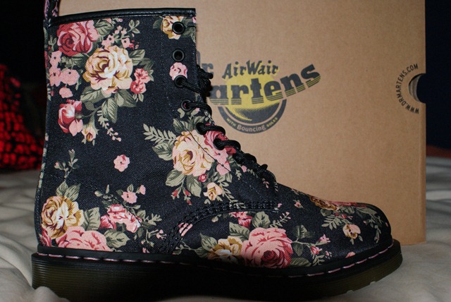 [dr martens 005[2].jpg]