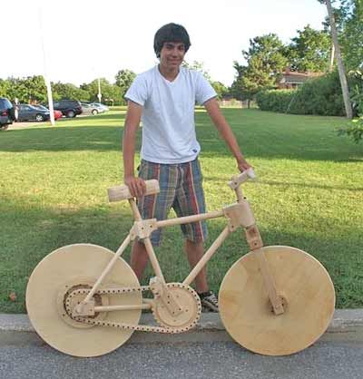 Bicicleta de madera