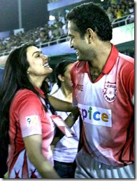 Preity Gives Hugs And Kisses To IPL Cricket Players