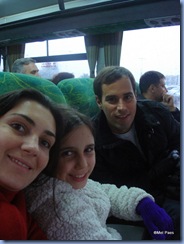 A família completa, no ônibus, indo do aeroporto Ezeiza para o Aeroparque, já em Buenos Aires A família completa, no ônibus, indo do aeroporto Ezeiza para o Aeroparque, já em Buenos Aires