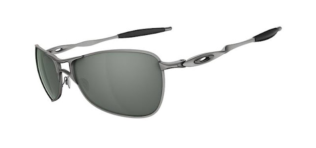 Óculos Óculos Oakley Crosshair – O legado do Aviator. Óculos Óculos Oakley Crosshair – O legado do Aviator. foto