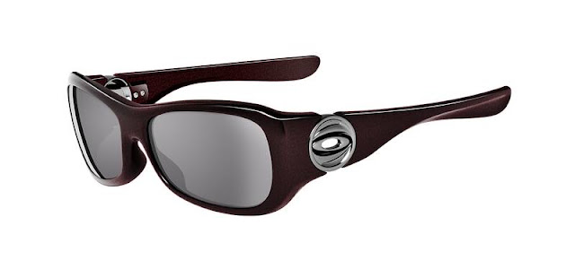 Óculos Oakley Feminino – Uniquelly | OAKLEY Óculos Oakley Feminino – Uniquelly foto | OAKLEY