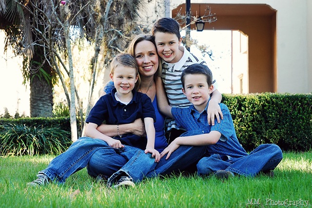 [mom&boys[8].jpg]