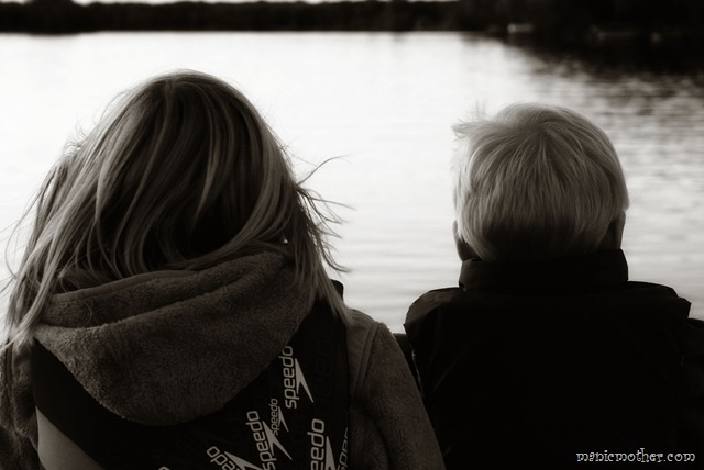 [boatkids[3].jpg]