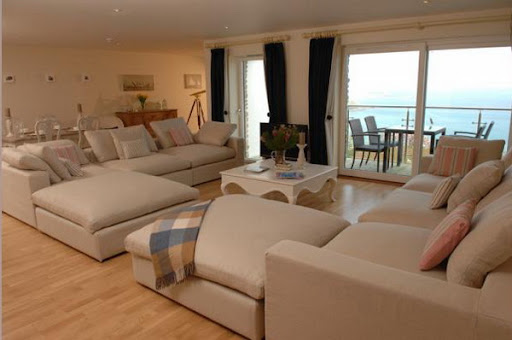 Stylish Home Decorating and Design