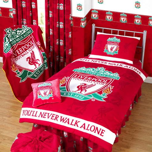 Manchester United Bed Set for Bedroom Design Picture 2 from Branded Bedrooms Image for Manchester United Bed Set for Bedroom Design from Branded Bedrooms