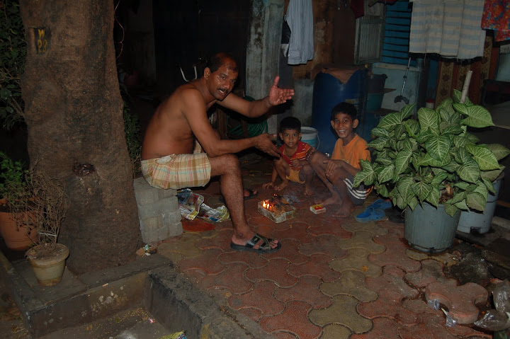 A Mumbai Street Scene