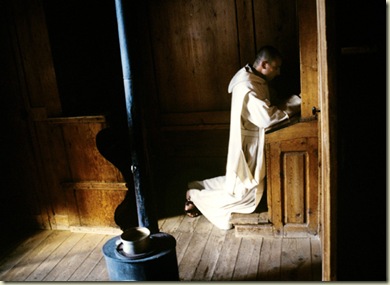 monk-praying