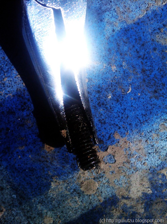 surub prindere toba de esapament la motociclete