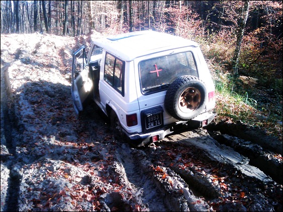 mitsubishi pajero 4x4 impotmolit in noroi pana in grup