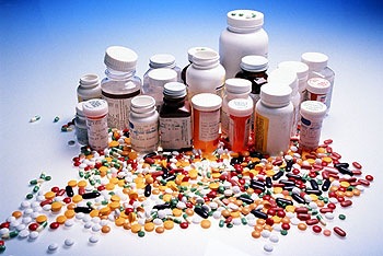 [prescription+drugs+and+bottles[4].jpg]