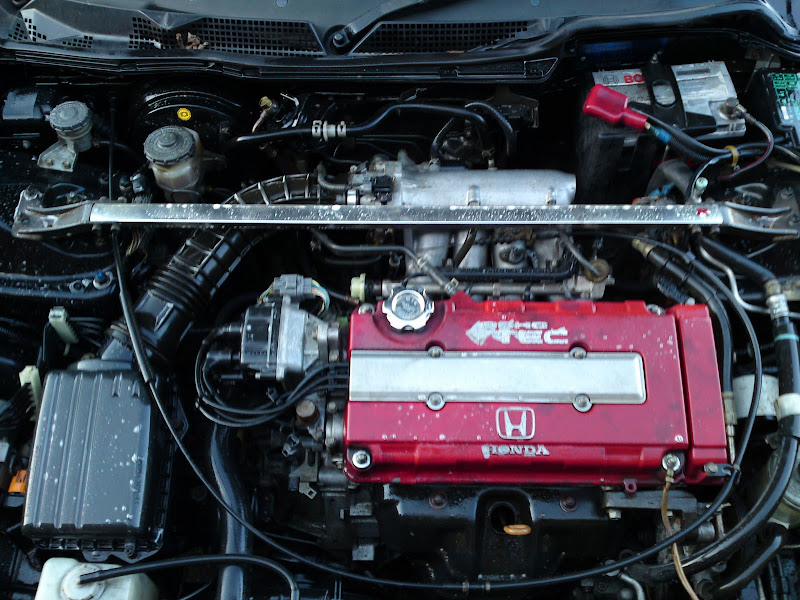 Spruce up of Integra engine bay Detailing World