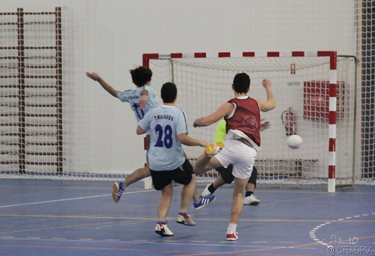 [futsal 10-02-10 145 copy[2].jpg]