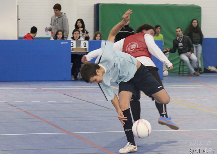 [futsal 10-02-10 148 copy[2].jpg]