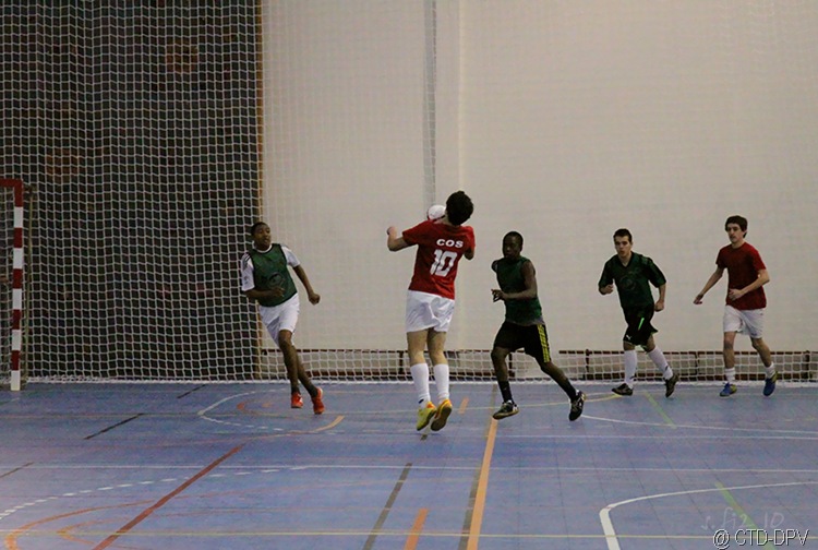 [futsal 10-02-10 014 copy[2].jpg]