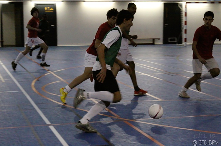 [futsal 10-02-10 023 copy[2].jpg]