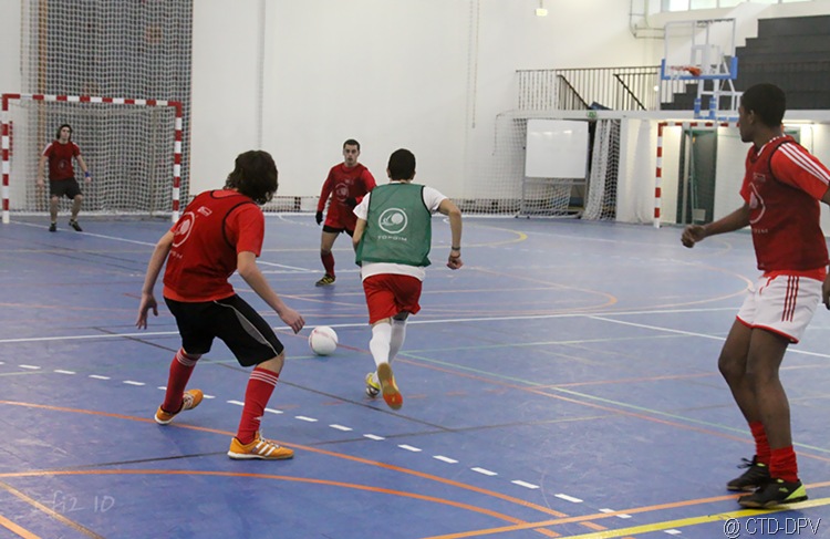 [futsal 10-02-10 119 copy[2].jpg]