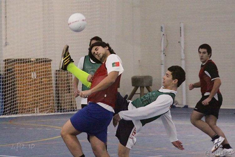 [futsal 10-02-10 182 copy[2].jpg]