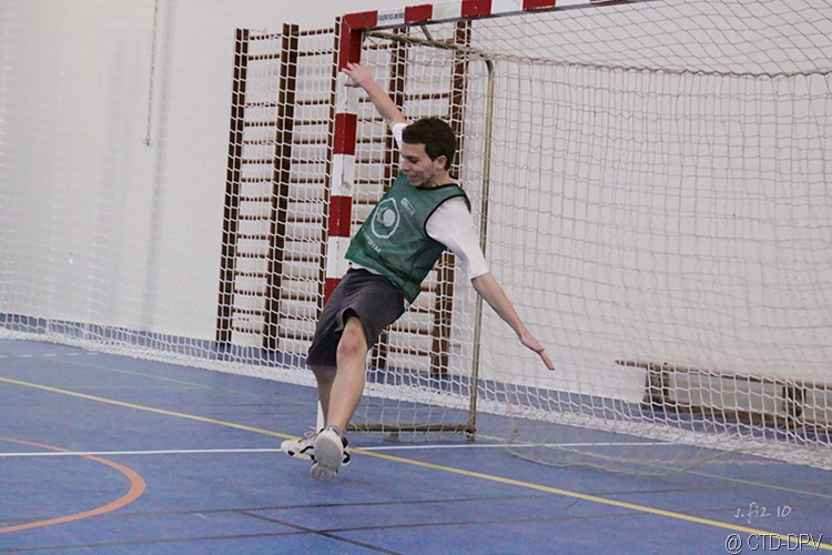[futsal 10-02-10 263 copy[2].jpg]