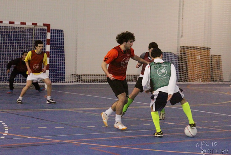 [futsal 10-02-10 268 copy[2].jpg]