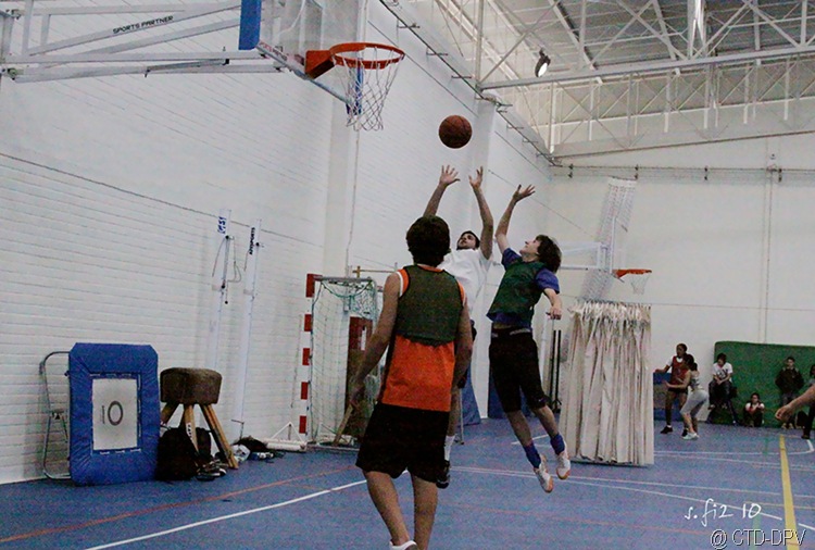 [INTER TURMAS 042 copy[2].jpg]