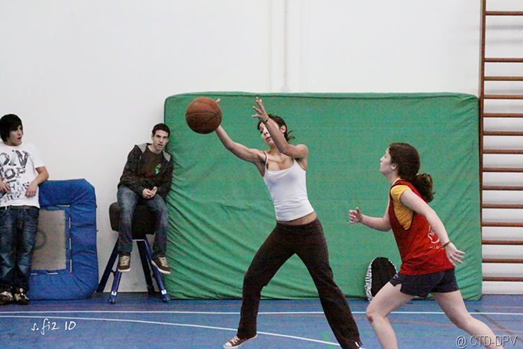 [INTER TURMAS 051 copy[2].jpg]