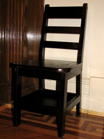 [chair[3].jpg]