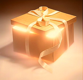 [gift-box-glowing-from-within[44].jpg]