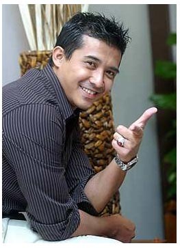 [aaron aziz[4].jpg]